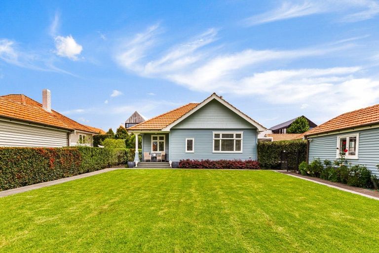 Photo of property in 10 Sunderland Avenue, Hobsonville, Auckland, 0616