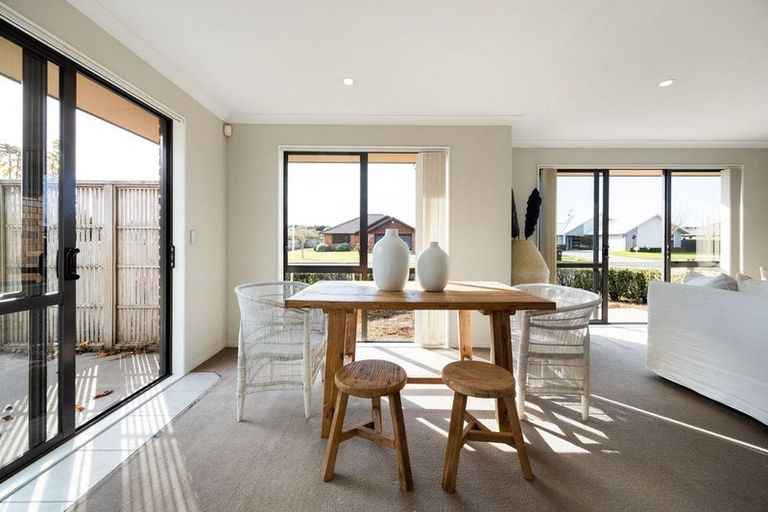 Photo of property in 18 Saffron Street, Cambridge, 3434