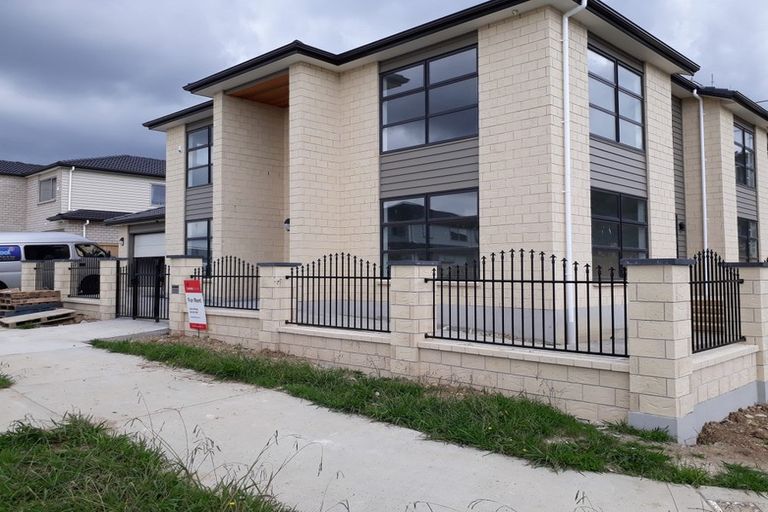 Photo of property in 38 Drumbuoy Drive, Flat Bush, Auckland, 2019