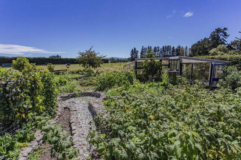 Photo of property in 449 Barkers Road, Loburn, Rangiora, 7472