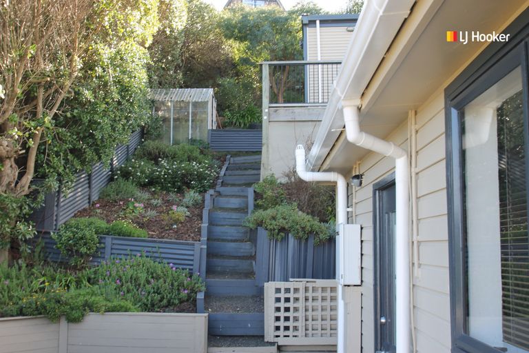 Photo of property in 31 Queen Street, Brighton, Dunedin, 9035