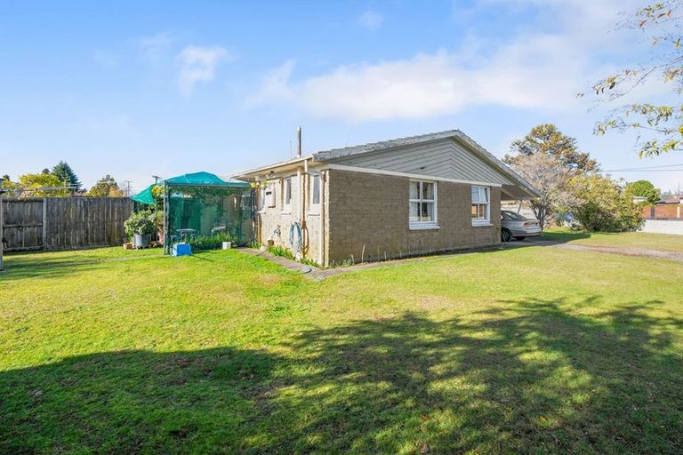 Photo of property in 177unit Clayton Road, Mangakakahi, Rotorua, 3015