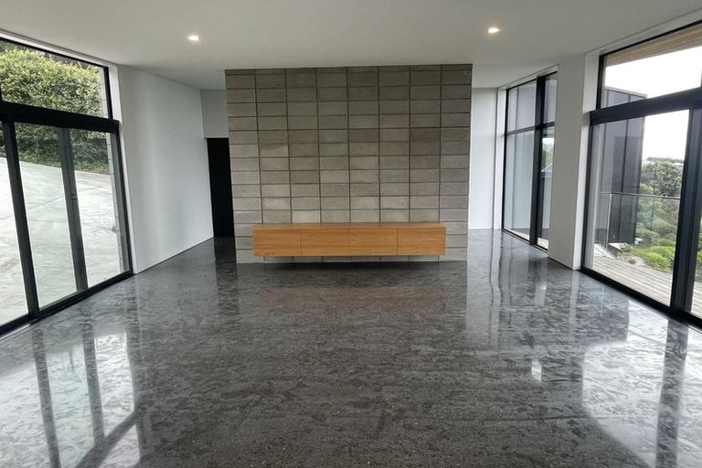 Photo of property in 19 Selleck Street, Mount Pleasant, Christchurch, 8081