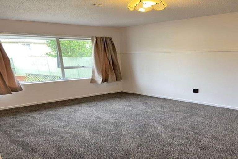 Photo of property in 2/287 Main South Road, Hornby, Christchurch, 8042