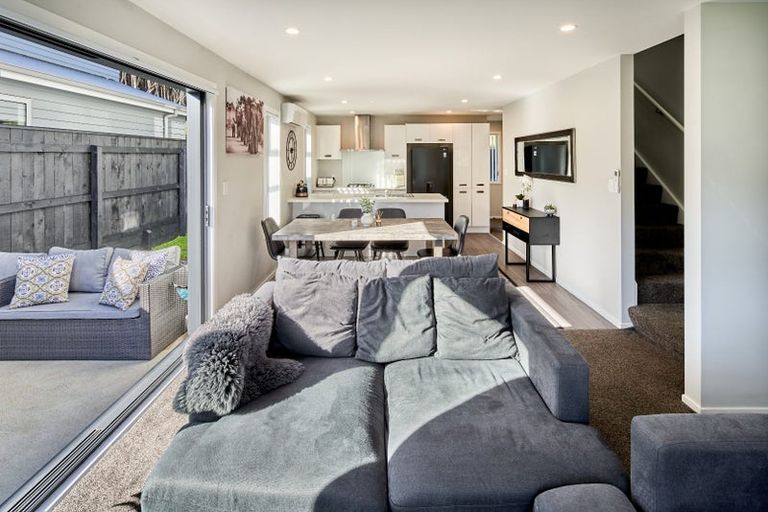 Photo of property in 92 Meremere Street, Wainuiomata, Lower Hutt, 5014