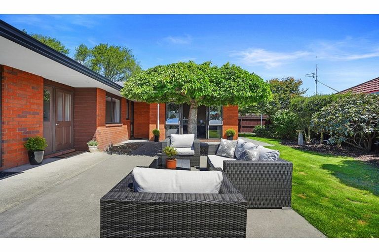 Photo of property in 19 Canon Stack Place, Kaiapoi, 7630