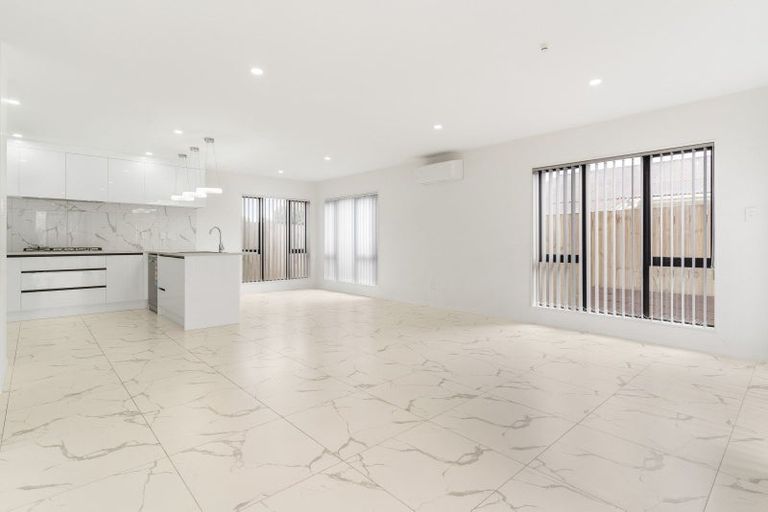 Photo of property in 38b Rowandale Avenue, Manurewa, Auckland, 2102