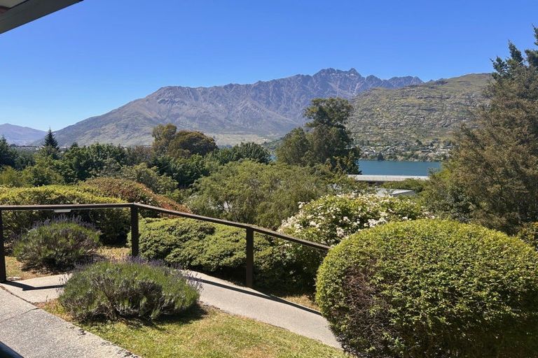 Photo of property in Goldridge Apartments, 19/43 Goldridge Way, Queenstown, 9300