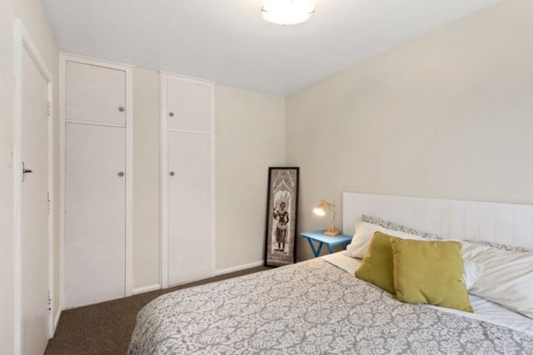 Photo of property in 2/83 Dover Street, St Albans, Christchurch, 8014