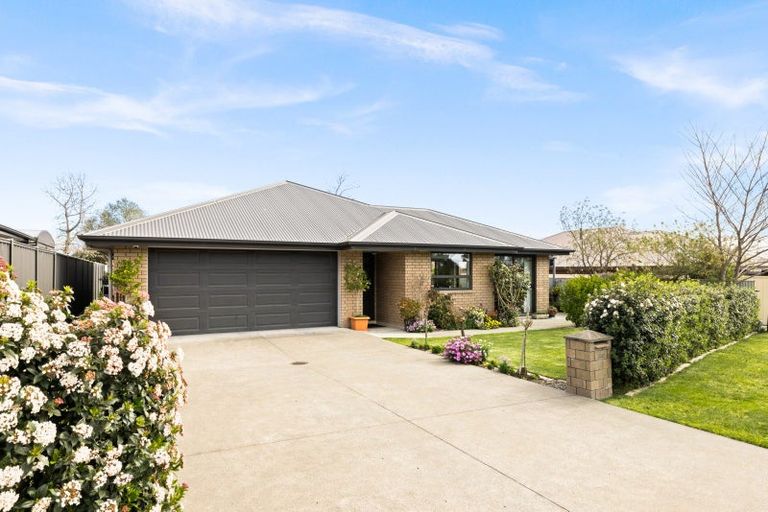 Photo of property in 123 Arataki Road, Havelock North, 4130