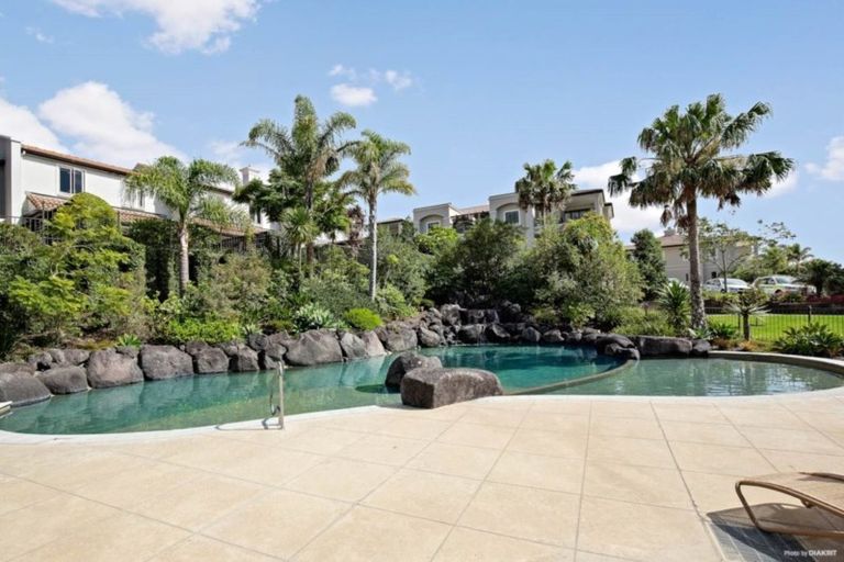 Photo of property in 140 Gills Road, Albany Heights, Auckland, 0632