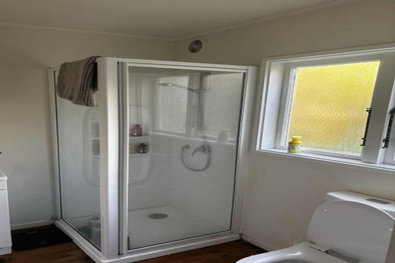 Photo of property in 9 Ngaio Gorge Road, Ngaio, Wellington, 6035