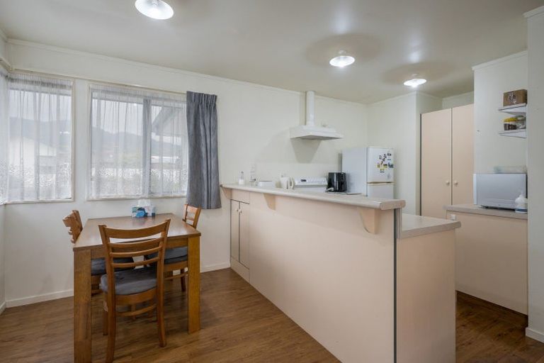 Photo of property in 12 Hawthorn Way, Richmond, 7020