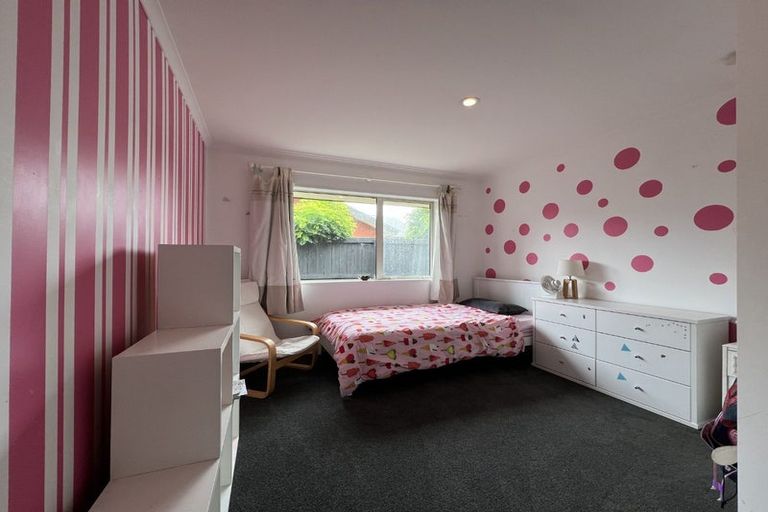 Photo of property in 12 Teagarden Close, Mairehau, Christchurch, 8052
