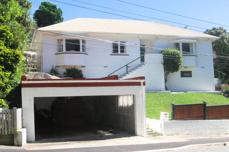 Photo of property in 15 Randwick Road, Northland, Wellington, 6012