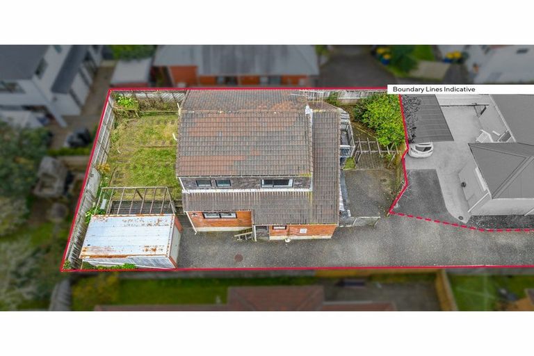 Photo of property in 2/58 Hillcrest Avenue, Hillcrest, Auckland, 0627