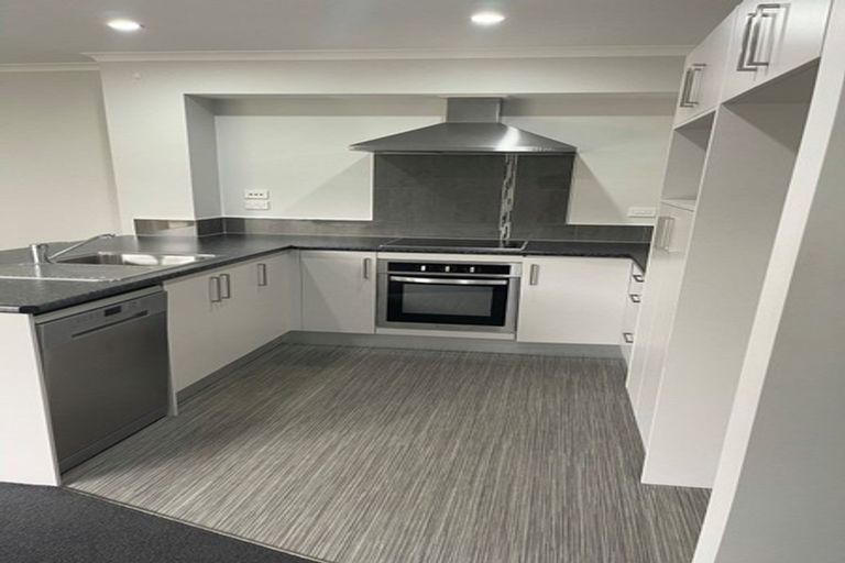 Photo of property in 52u4 Cook Street, Hamilton East, Hamilton, 3216