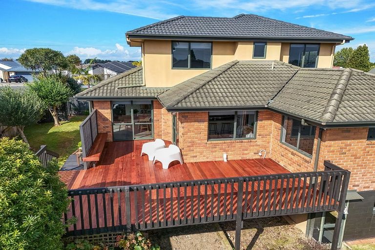 Photo of property in 99 Rototuna Road, Rototuna, Hamilton, 3210