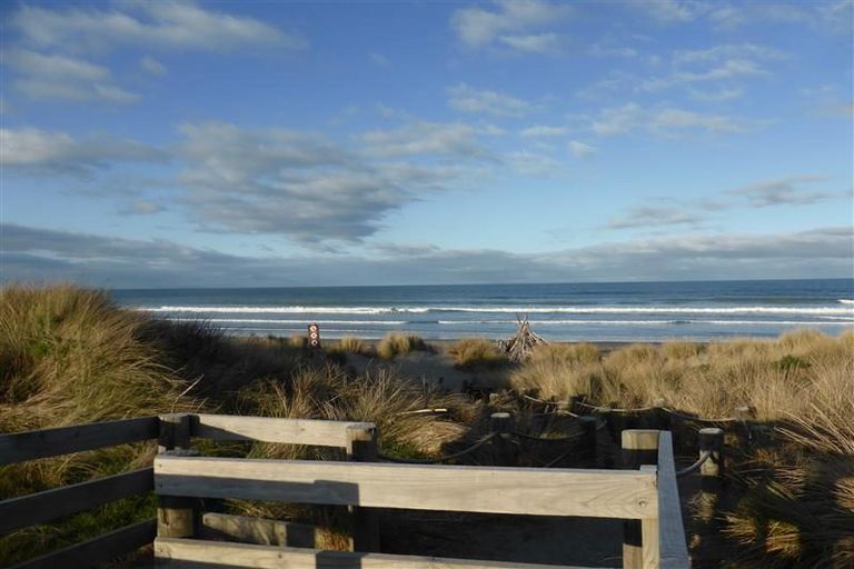 Photo of property in 1 Kahuraki Drive, Pegasus, 7612