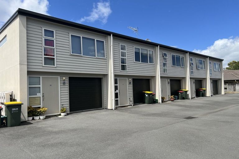 Photo of property in 9/23 Beatty Street, Melville, Hamilton, 3206