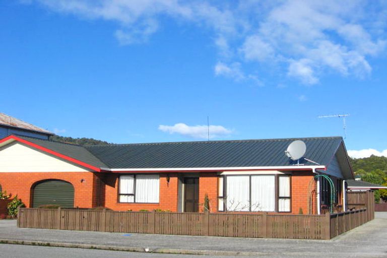 Photo of property in 71a Shakespeare Street, Greymouth, 7805