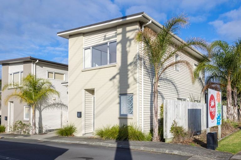 Photo of property in 34a Arawa Street, New Lynn, Auckland, 0600