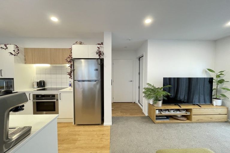 Photo of property in 11 Koral Lane, Broomfield, Christchurch, 8042