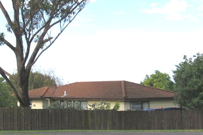 Photo of property in 247 Hobsonville Road, Hobsonville, Auckland, 0618