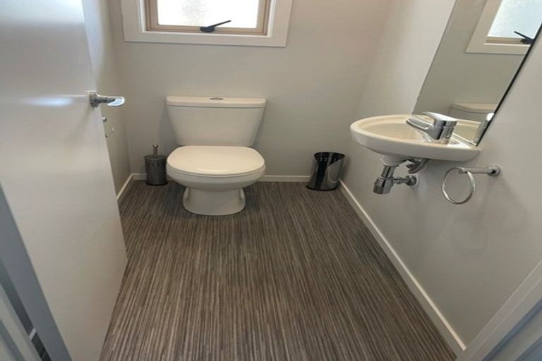 Photo of property in 52u4 Cook Street, Hamilton East, Hamilton, 3216