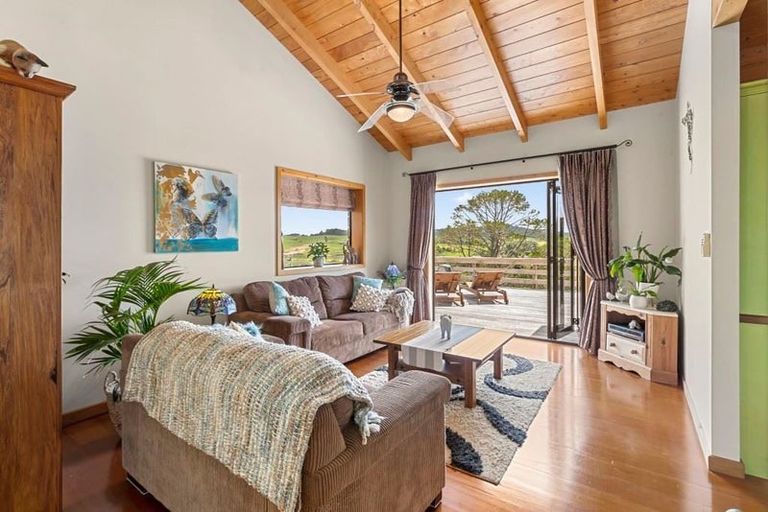 Photo of property in 1489 Weranui Road, Wainui, Silverdale, 0994
