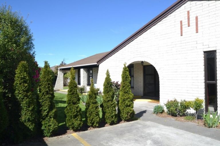 Photo of property in 126a Percival Street, Rangiora, 7400
