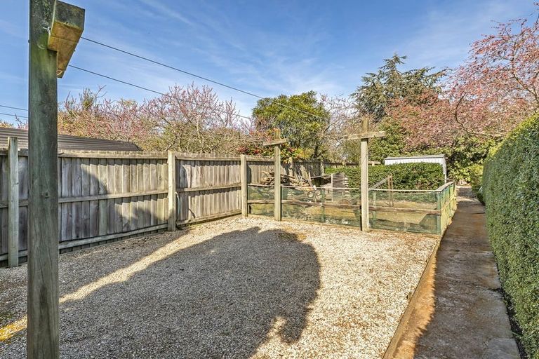 Photo of property in 35 Leeston And Lake Road, Leeston, 7632