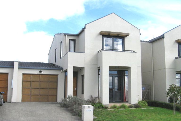 Photo of property in 68 Provence Esplanade, Te Atatu Peninsula, Auckland, 0610