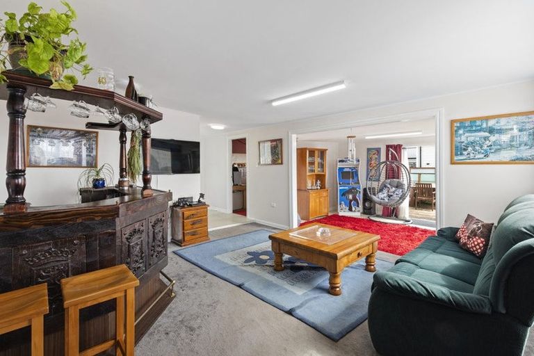 Photo of property in 49 Martyn Street, Waiuku, 2123