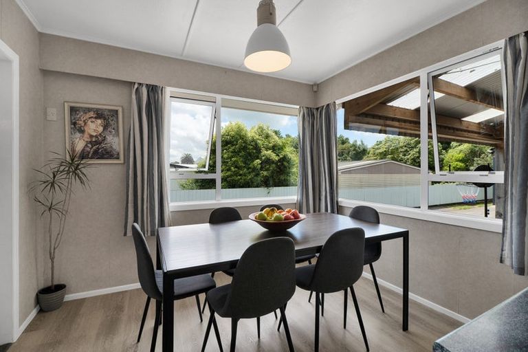 Photo of property in 44 Oberon Street, Stratford, 4332