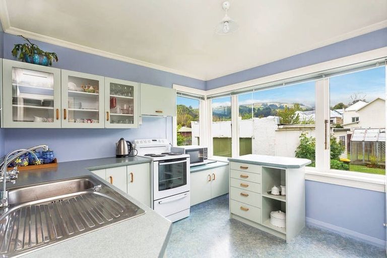 Photo of property in 25 Glendining Avenue, North East Valley, Dunedin, 9010
