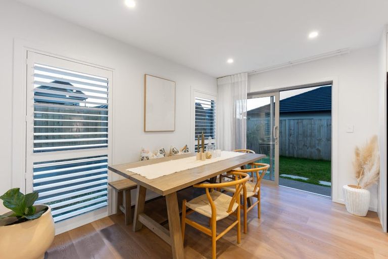 Photo of property in 69 Glenvar Ridge Road, Long Bay, Auckland, 0630