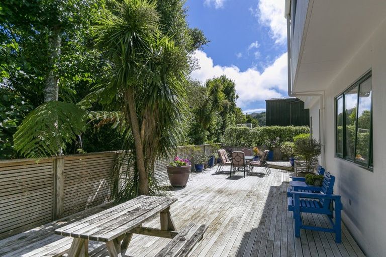 Photo of property in 18a Lucknow Terrace, Khandallah, Wellington, 6035