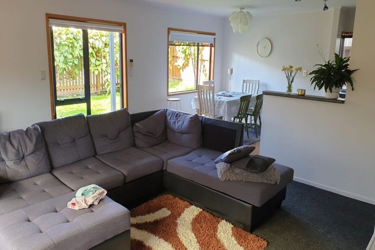 Photo of property in 274 Rangatira Road, Beach Haven, Auckland, 0626