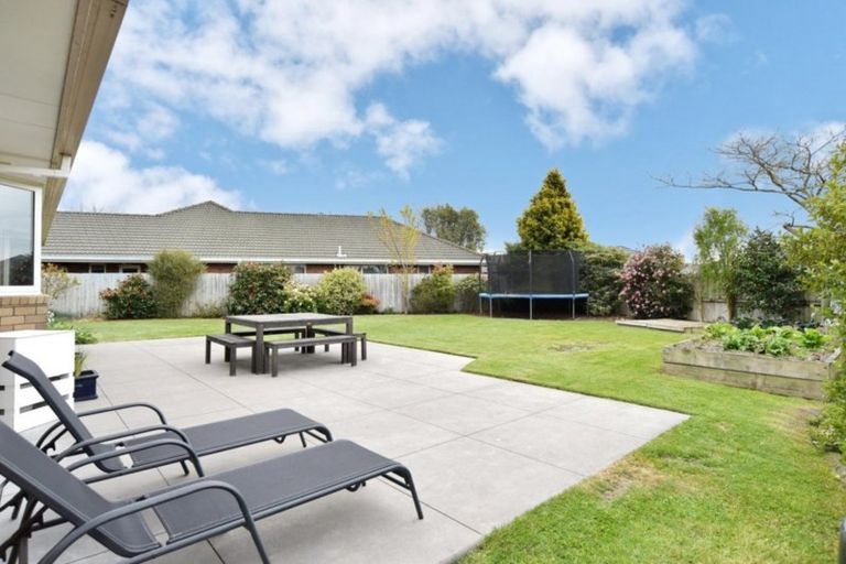 Photo of property in 60 Fairweather Crescent, Kaiapoi, 7630
