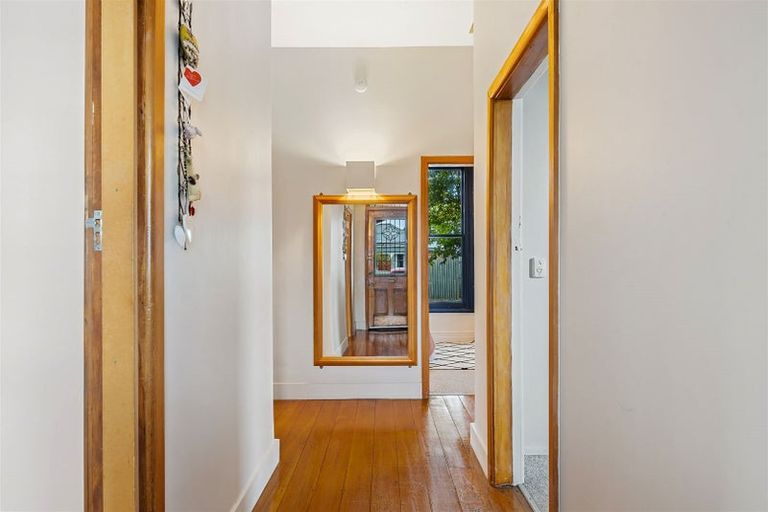 Photo of property in 28 Longfellow Street, Sydenham, Christchurch, 8023