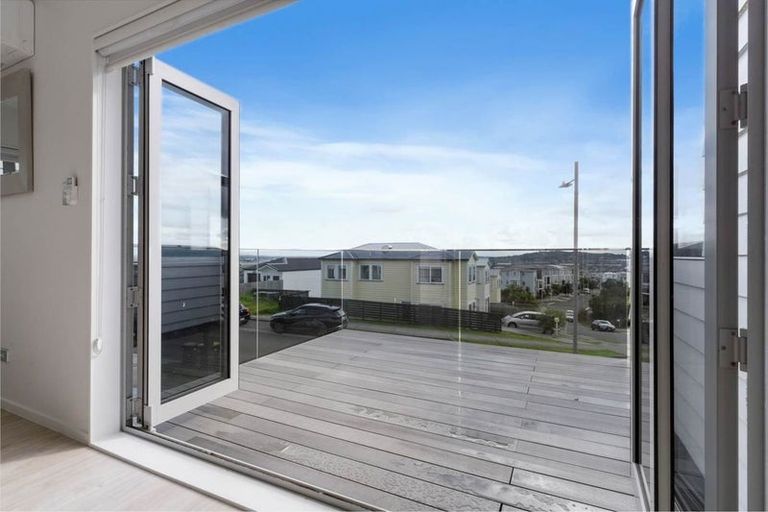 Photo of property in 82 Joseph Street, Flat Bush, Auckland, 2019