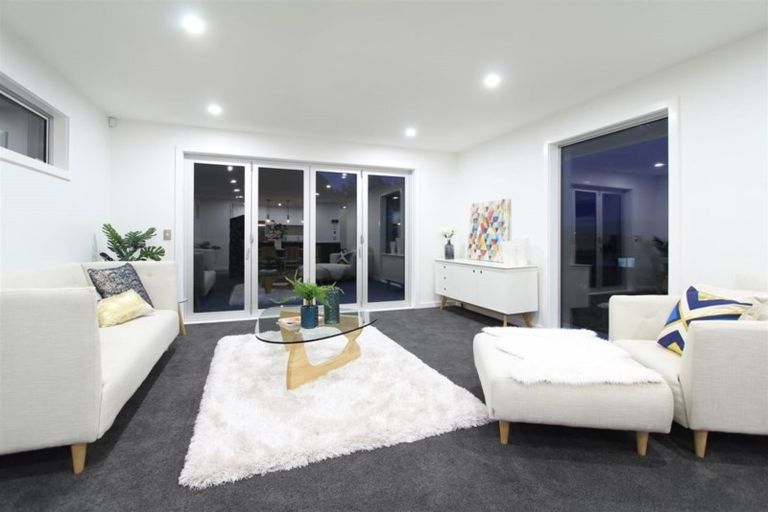 Photo of property in 16a Longitude Place, Whitby, Porirua, 5024