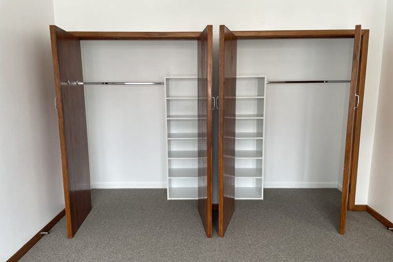 Photo of property in 82 Pirie Street, Mount Victoria, Wellington, 6011