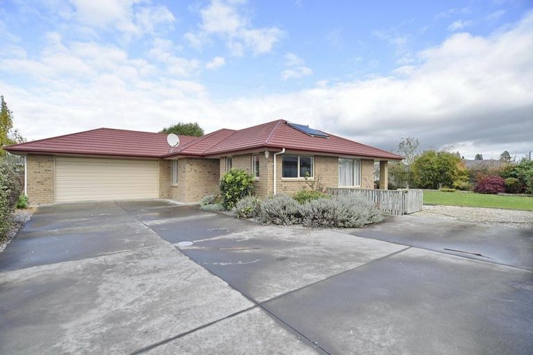 Photo of property in 7 Kowhai Avenue, Rangiora, 7400