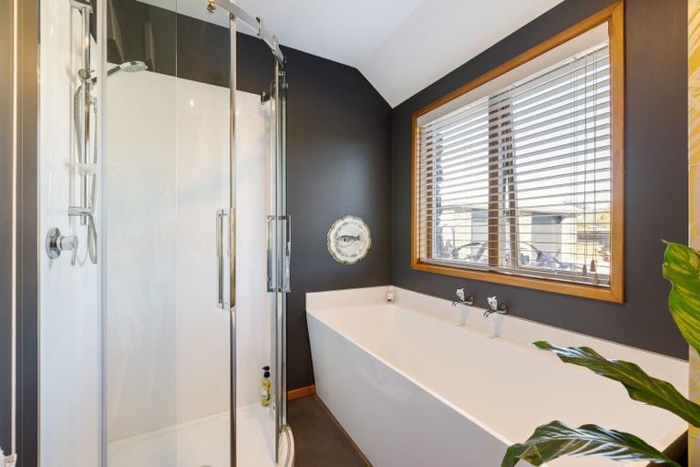 Photo of property in 49 Douglas Road, Amberley, 7410