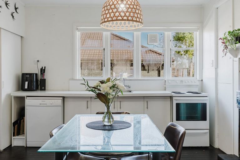 Photo of property in 116 Clarkin Road, Fairfield, Hamilton, 3214