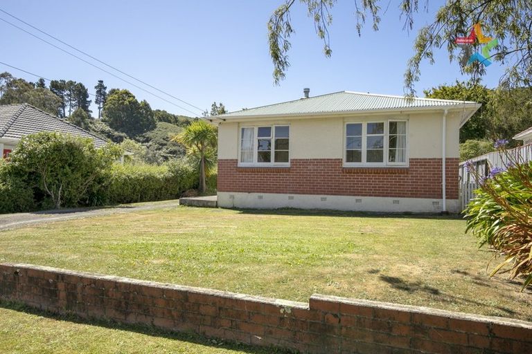 Photo of property in 109 Kowhai Street, Naenae, Lower Hutt, 5011