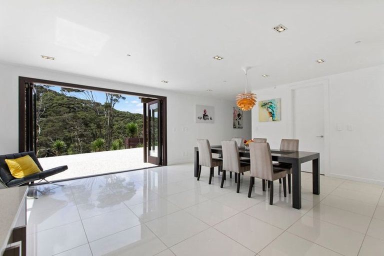 Photo of property in 231c Huia Road, Titirangi, Auckland, 0604