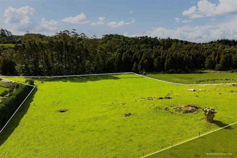 Photo of property in 41 Kiriglen Lane, Glenbervie, 0173